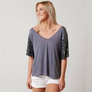 BKE boutique Blue heavy sequin Embellished Beaded Short Sleeve V Neck Lg Buckle